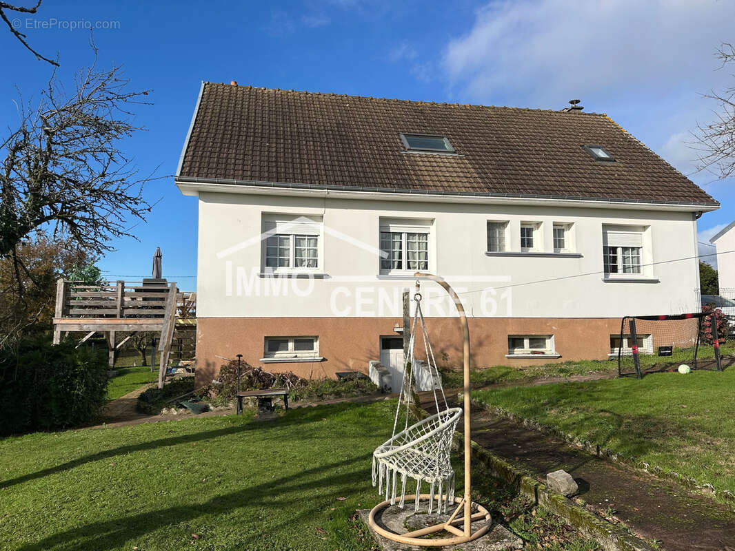 Maison à LA FERTE-MACE