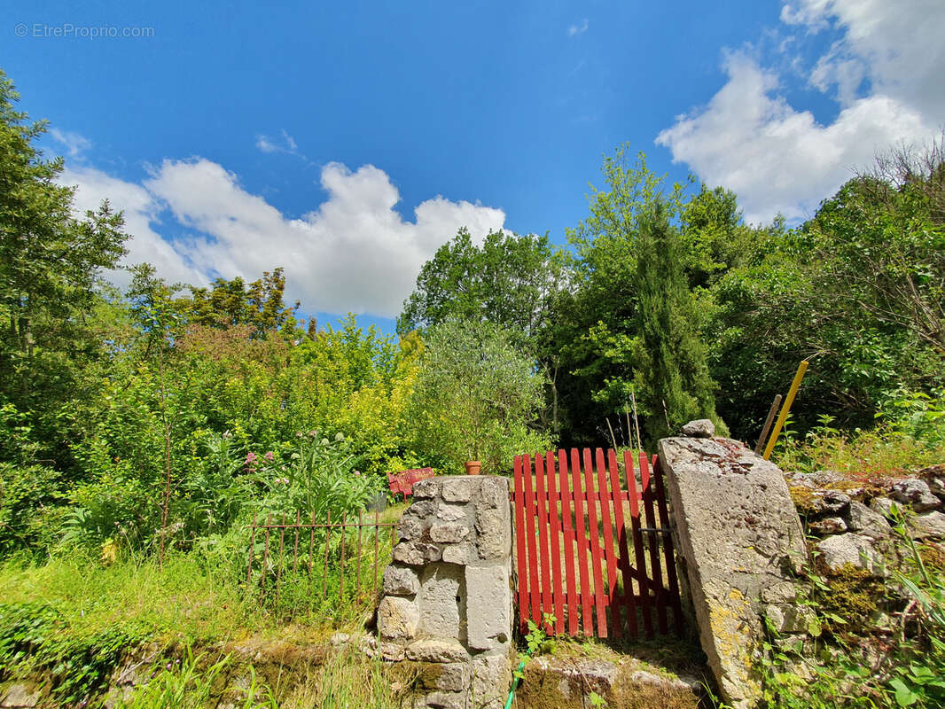 Maison à BAGAT-EN-QUERCY