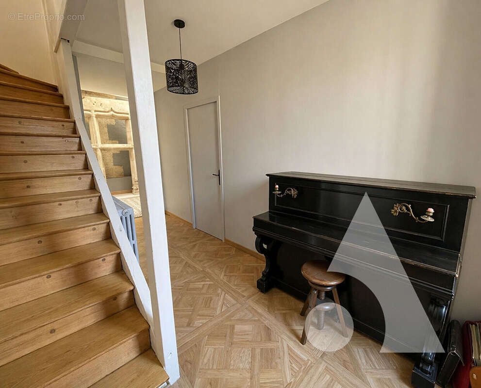 Maison avec terrasse - 4 chambres vieux crepy-en-valois - photo 2