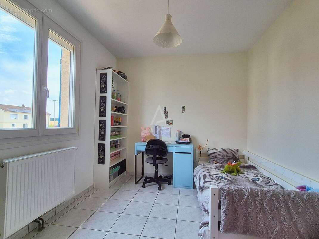 Maison 132 m² à Ennery  - photo 7