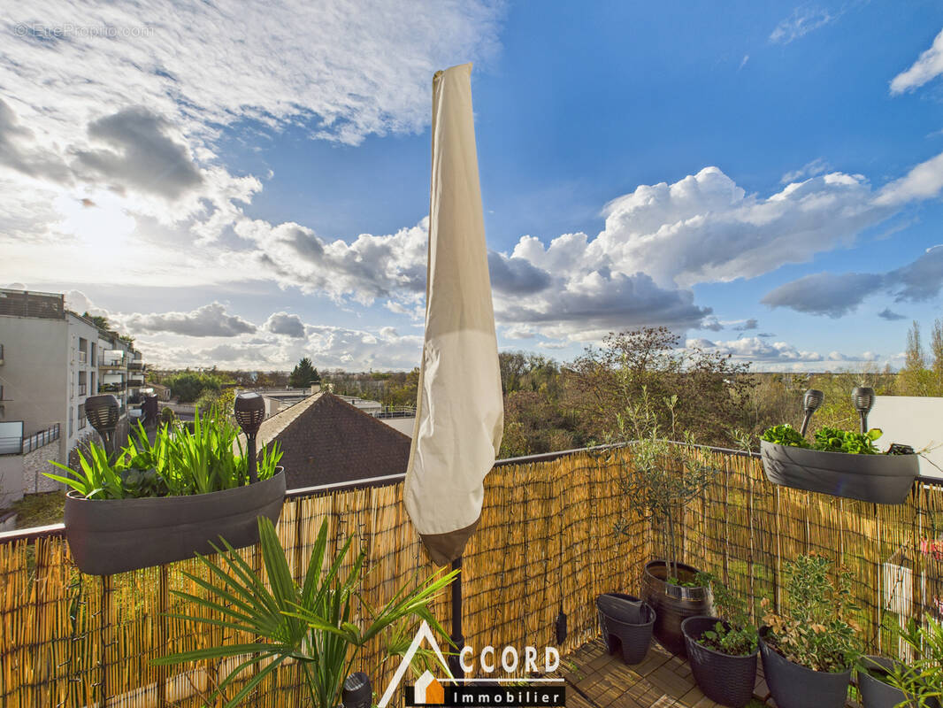 Appartement à SARTROUVILLE