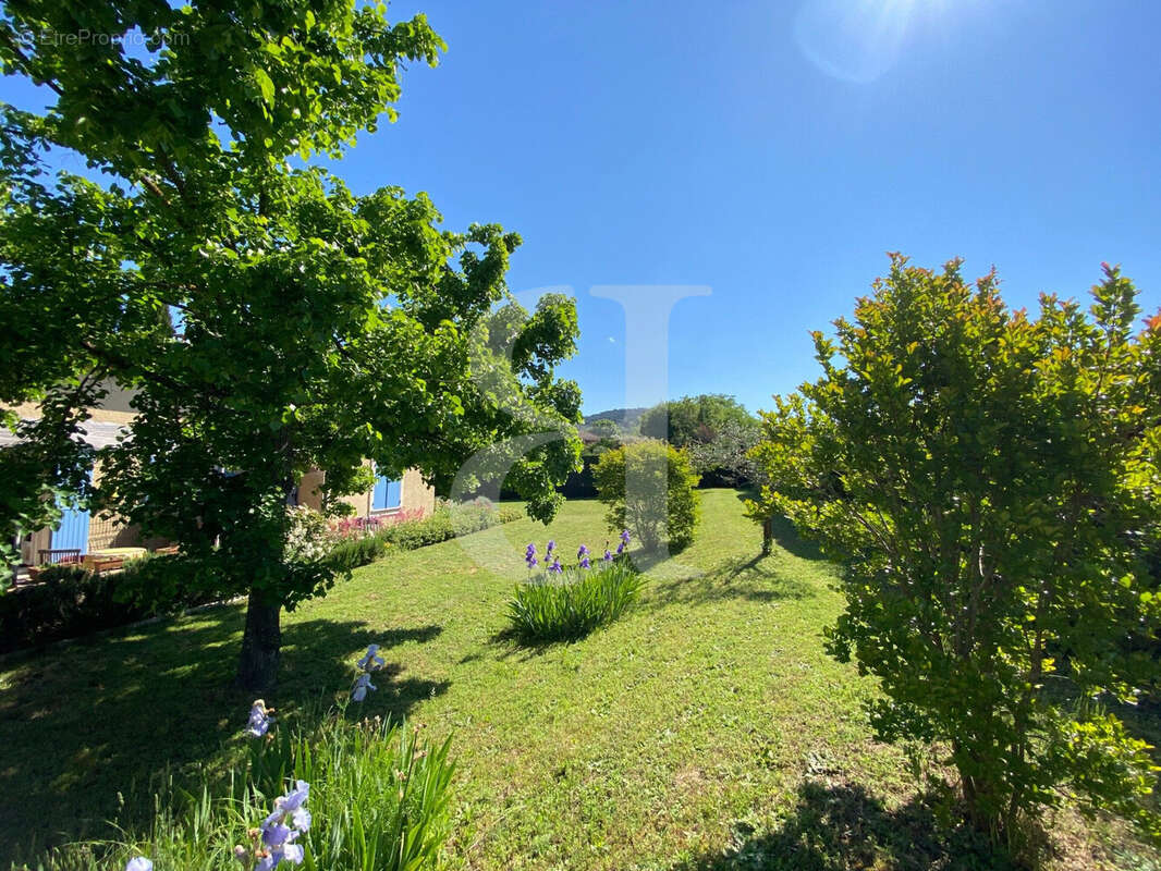 Maison à VAISON-LA-ROMAINE