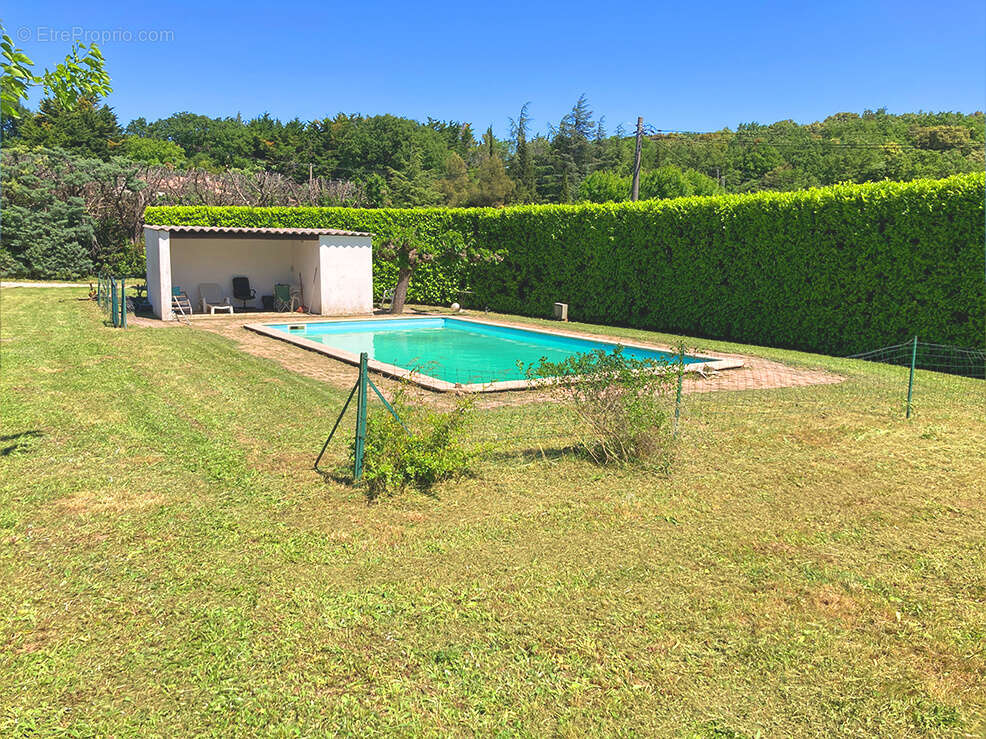 Maison à MONTELIMAR