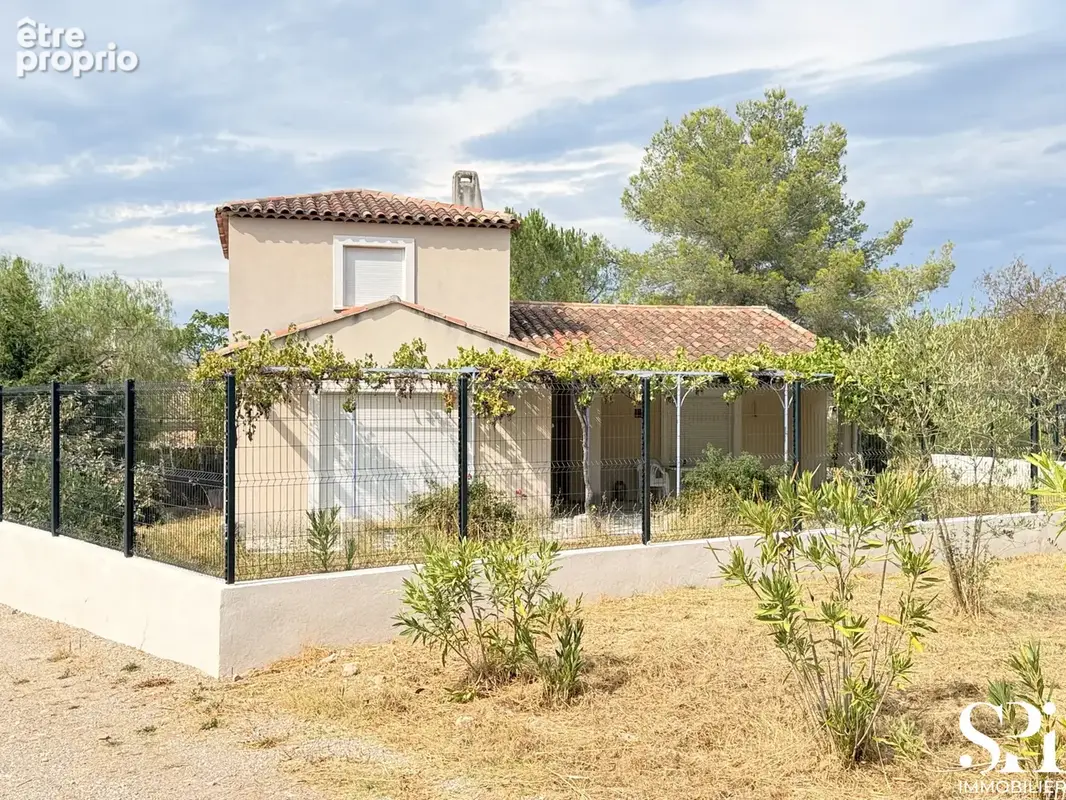 Photo Maison à Pierrefeu-Du-Var au prix de 422 000€
