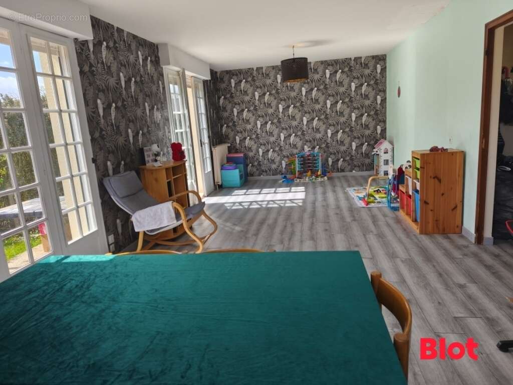 Maison à BALAZE