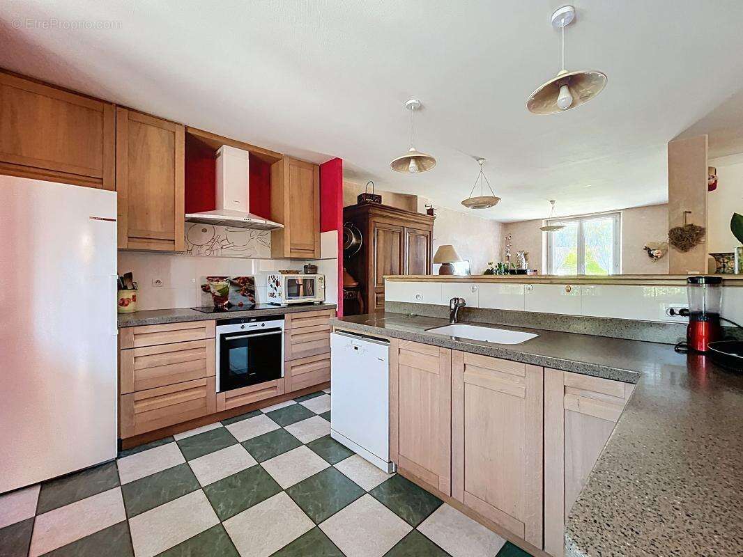 Maison à TOURNON-SUR-RHONE