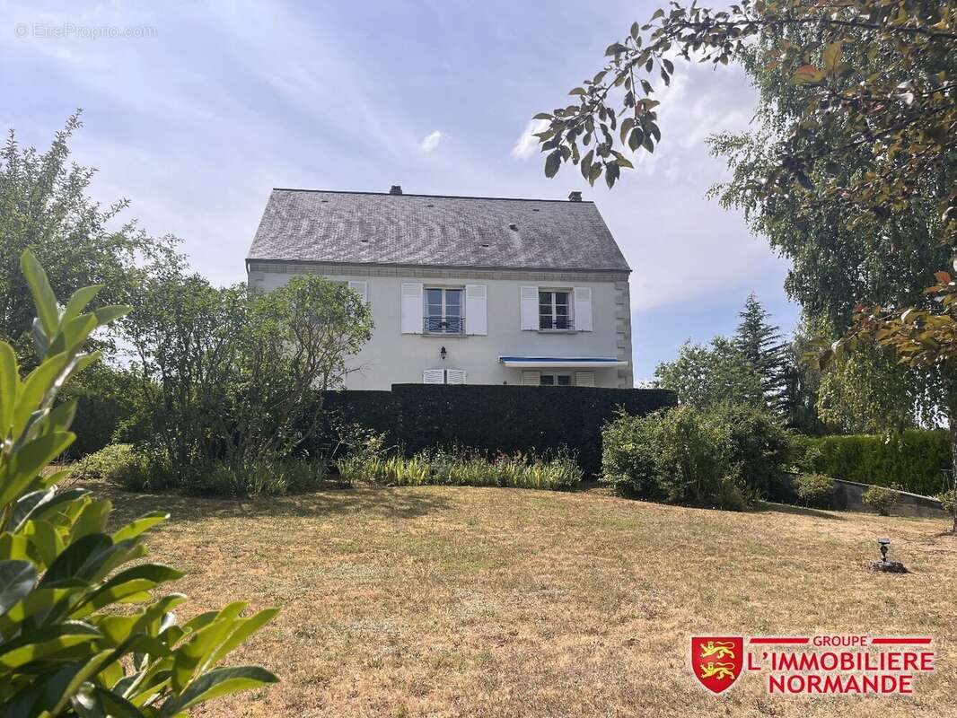 Élégante propriété familiale avec vue sur la forêt - photo 17