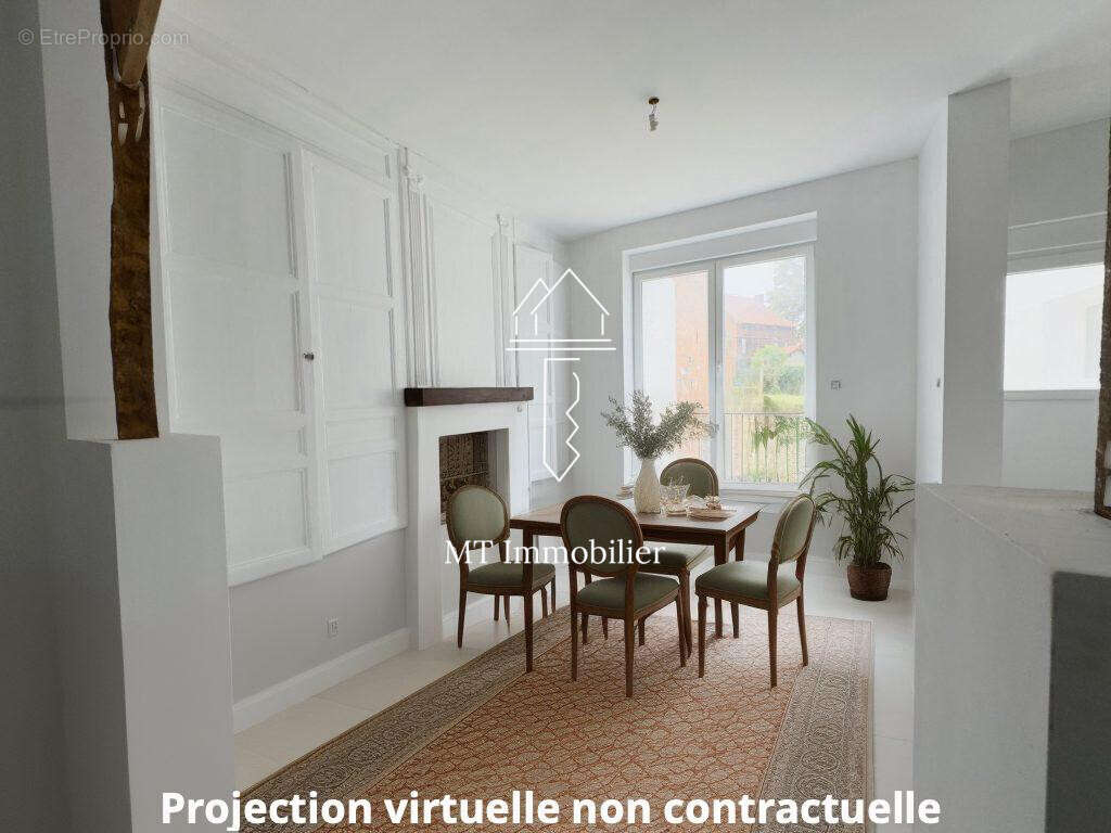 Maison à FRUGES