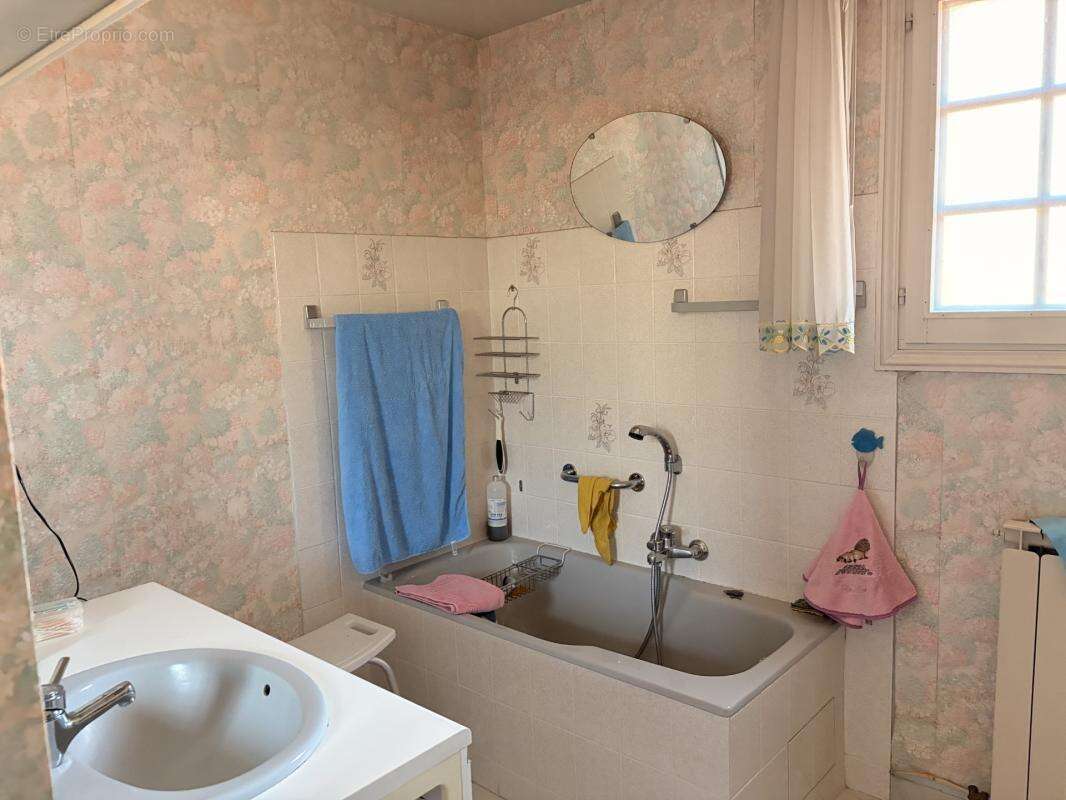 Maison 7 pièces 130 m² à vendre à Perrier (63500) - photo 14
