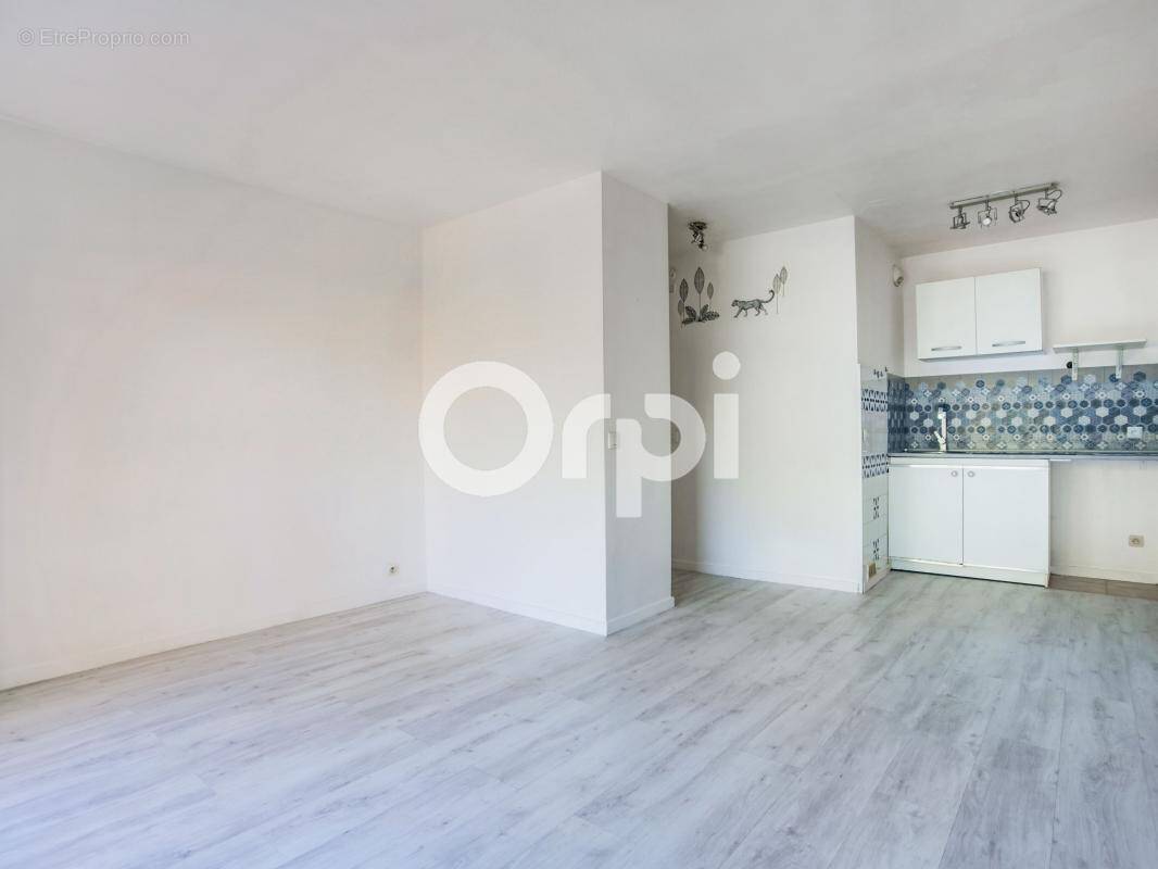 Appartement à MANDELIEU-LA-NAPOULE
