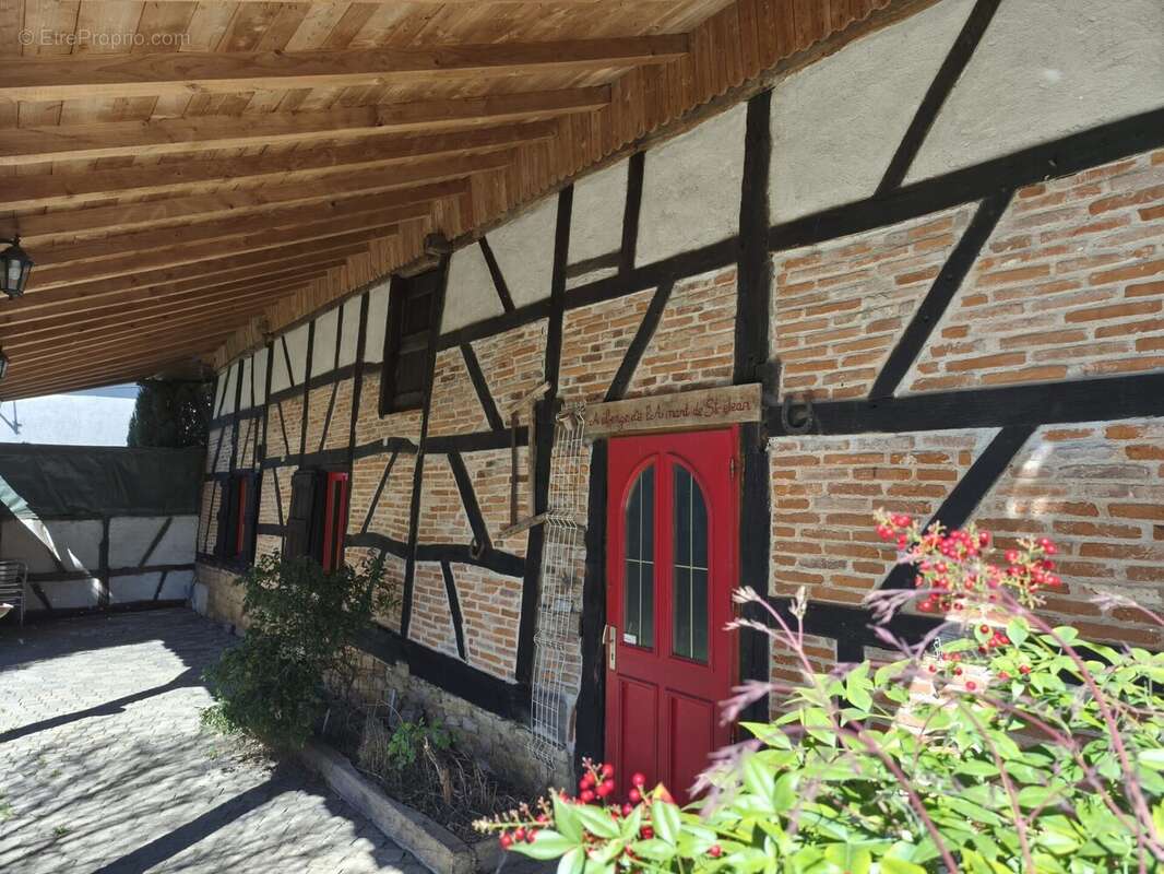 Maison à SAINT-JEAN-SUR-REYSSOUZE