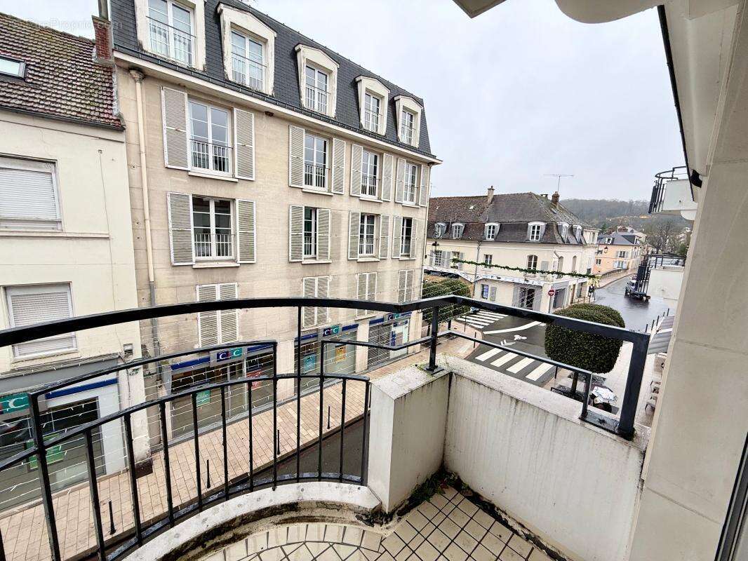 Appartement à L'ISLE-ADAM
