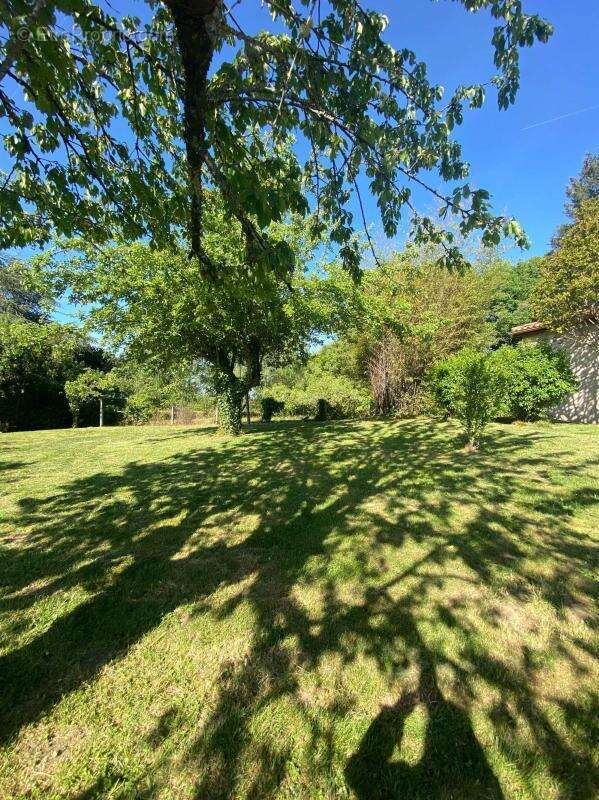 Maison 125 m² à Augignac  - photo 3