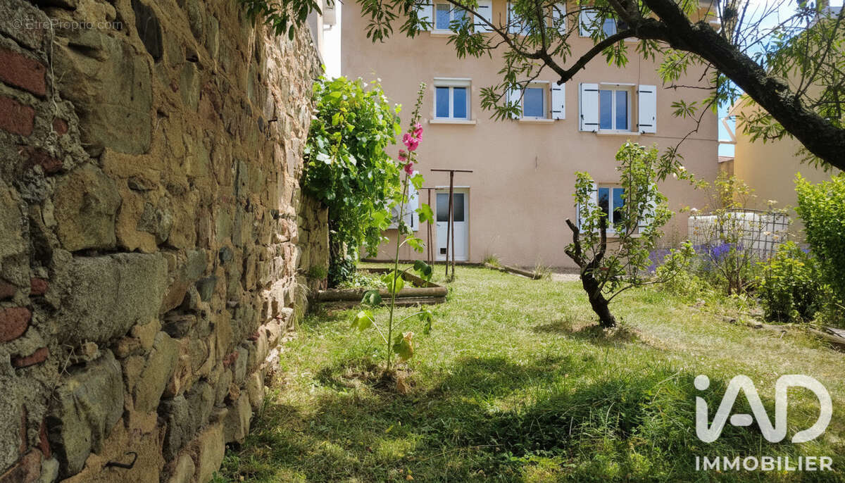 Maison 90 m² à Virigneux  - photo 2
