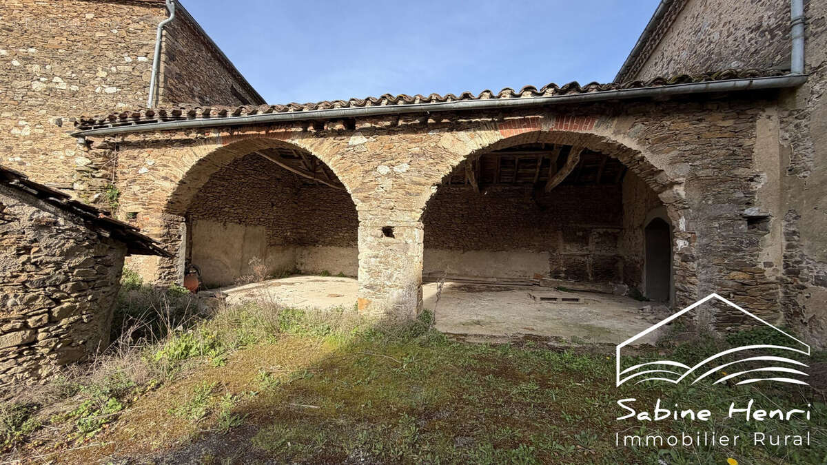 Maison à MONESTIES