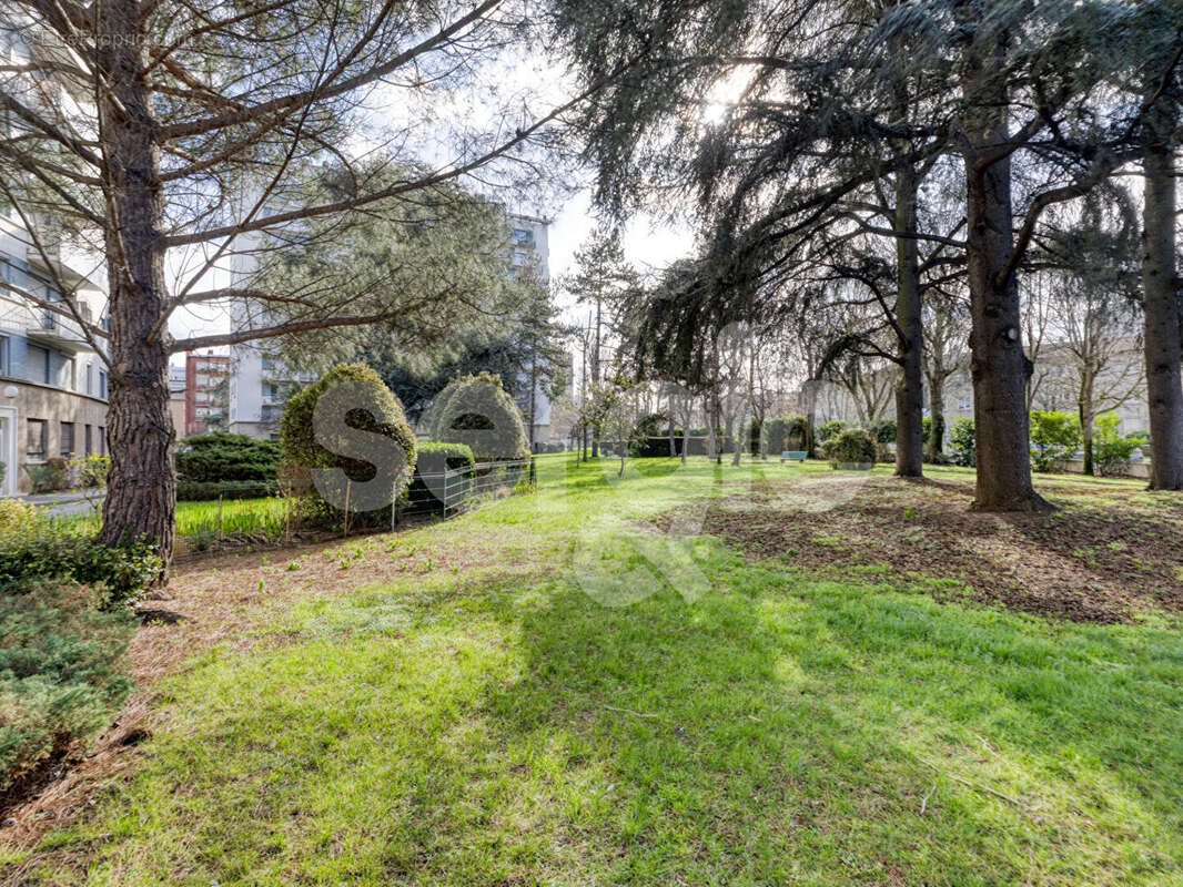 Appartement à AUBERVILLIERS