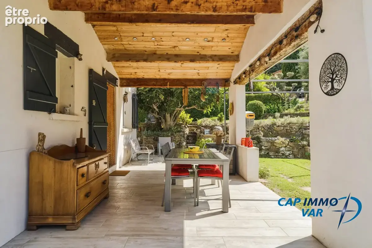 Maison 6 pièces 160 m² à vendre à Le Beausset (83330) - photo 8