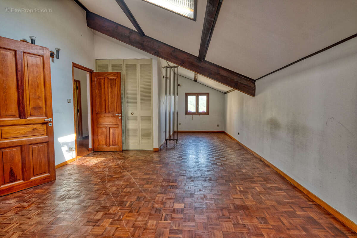 Appartement 99m² à bastia - photo 12