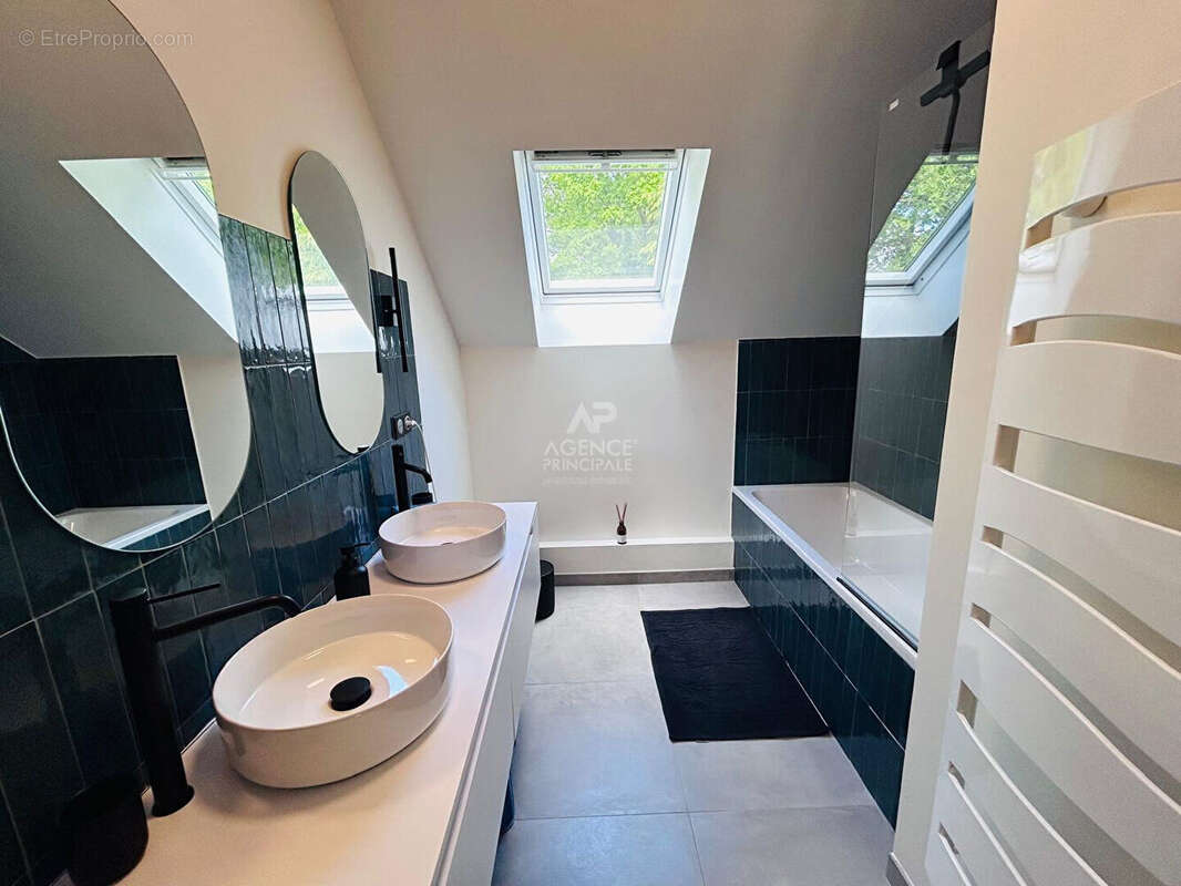 Maison Vaux Sur Seine 8 pièce(s) 203 m2 - photo 15
