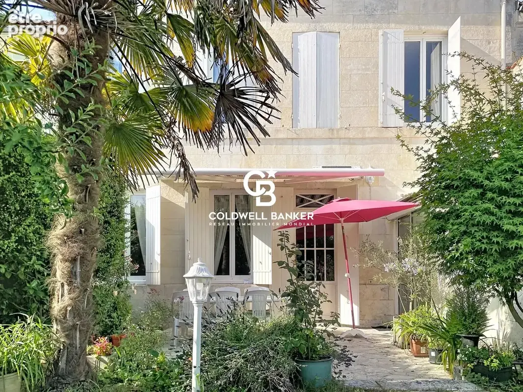 Maison à SAINTES