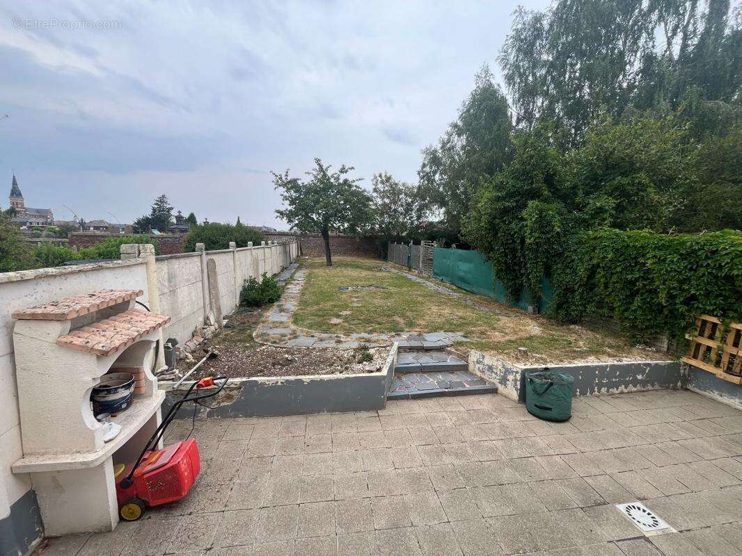  Belle maison familiale de 140 m² avec jardin, terrasse, garage   - photo 10