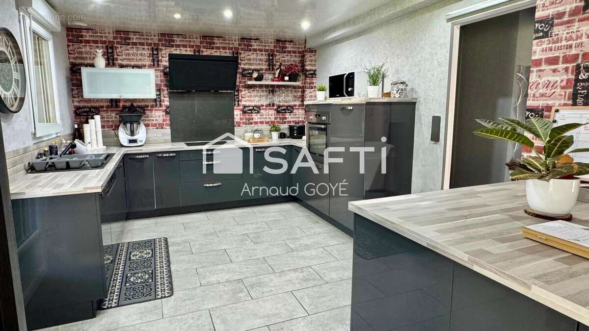 Photo 2 - Maison à GUECELARD