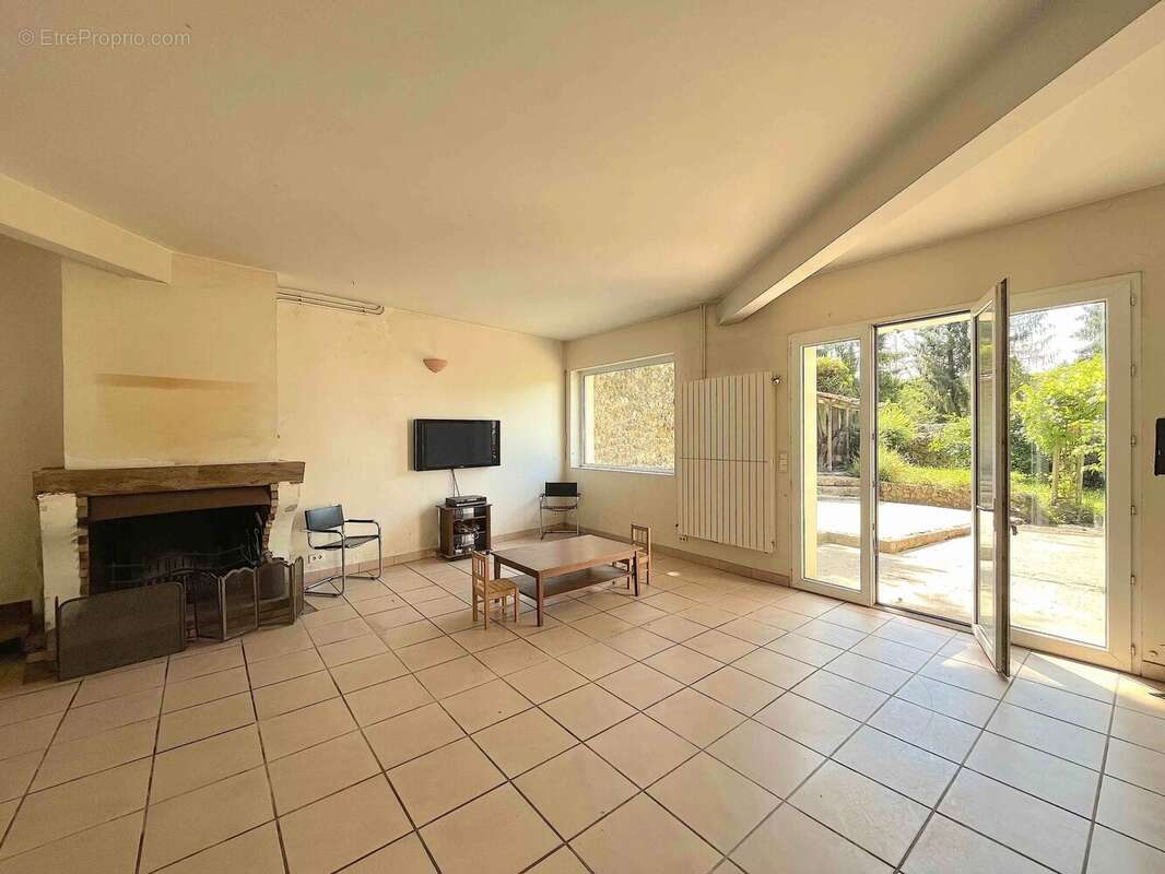 Maison à LEVIS-SAINT-NOM