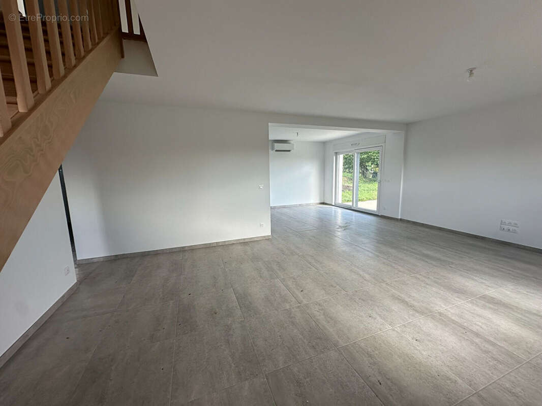 Maison Sinceny 7 pièce(s) 150 m2 - photo 8