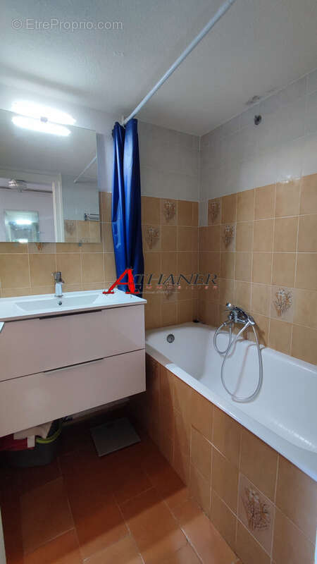 Appartement t3 + mezzanine, parking - canet port - photo 10