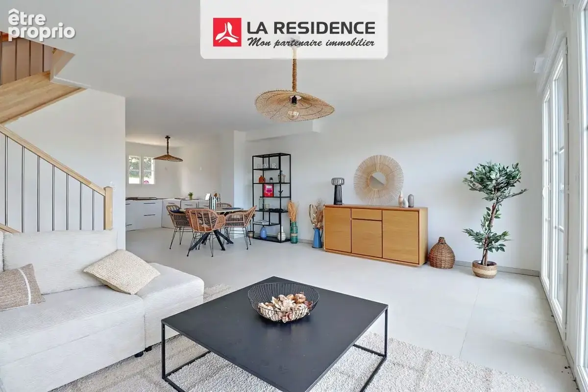 Maison 89 m² à La Garde-Freinet  - photo 4