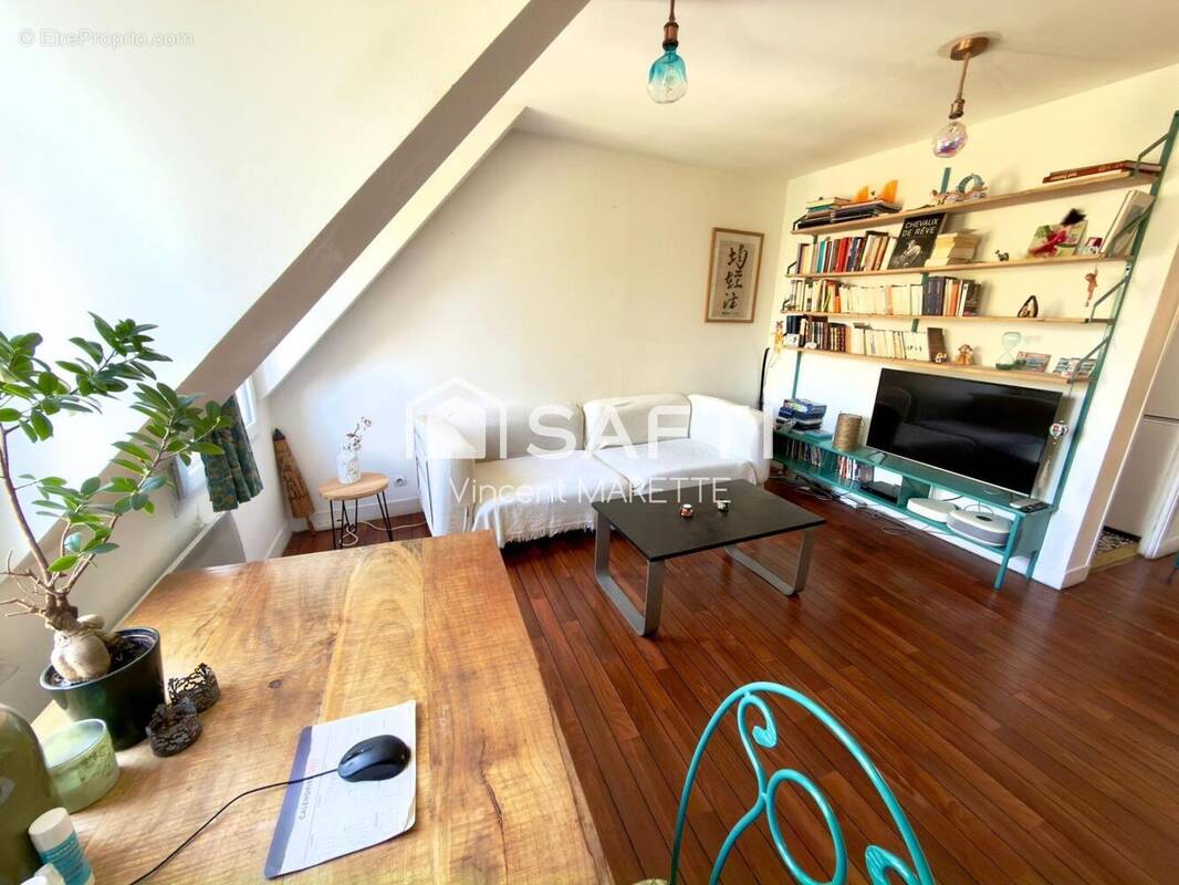Photo 1 - Appartement à LAMORLAYE