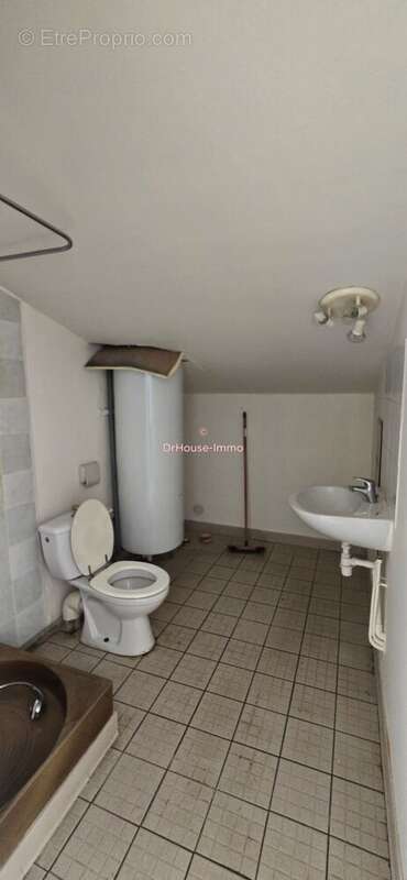 Maison 84 m² à Allemagne-En-Provence  - photo 6