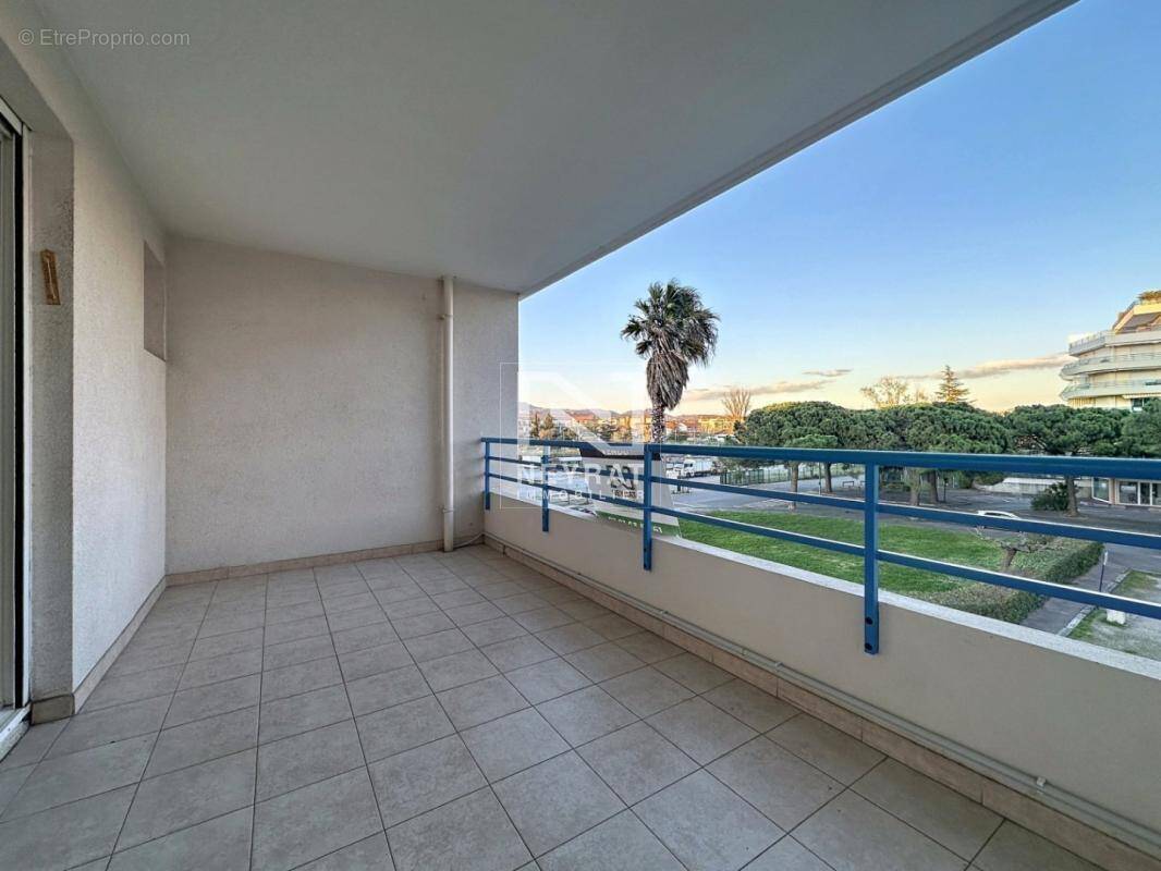 Appartement à FREJUS