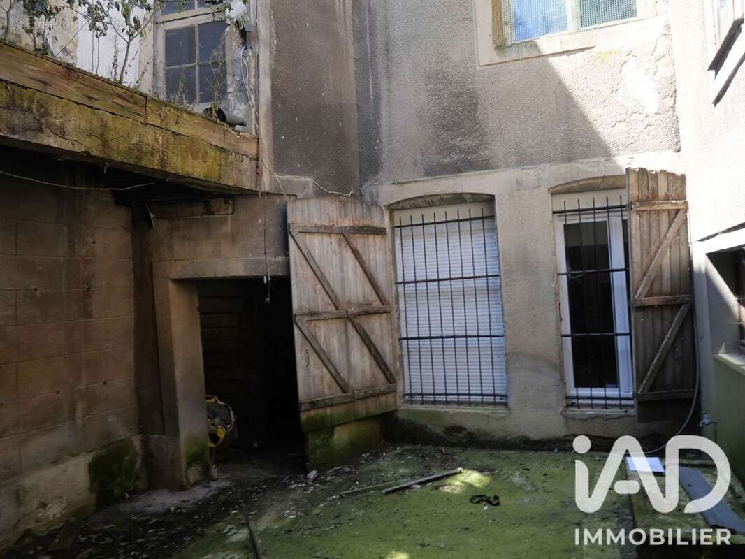Appartement 250 m² à Stenay  - photo 6