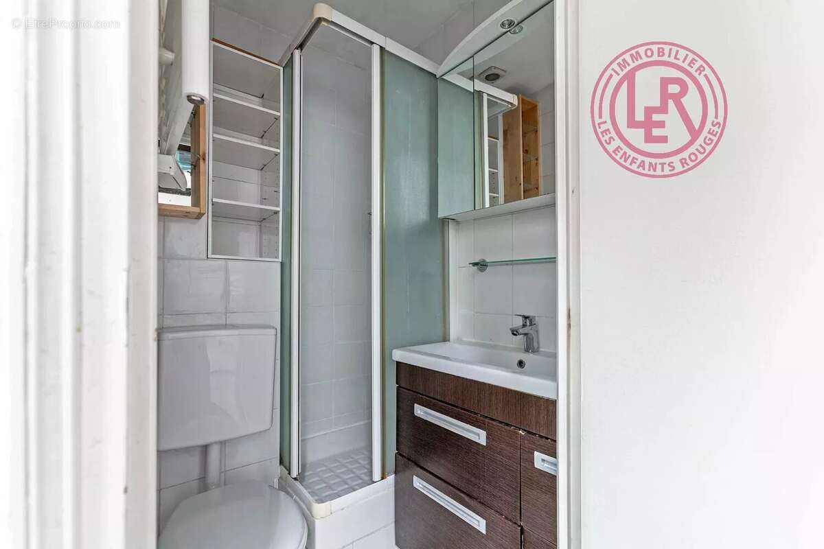 Appartement à PARIS-3E