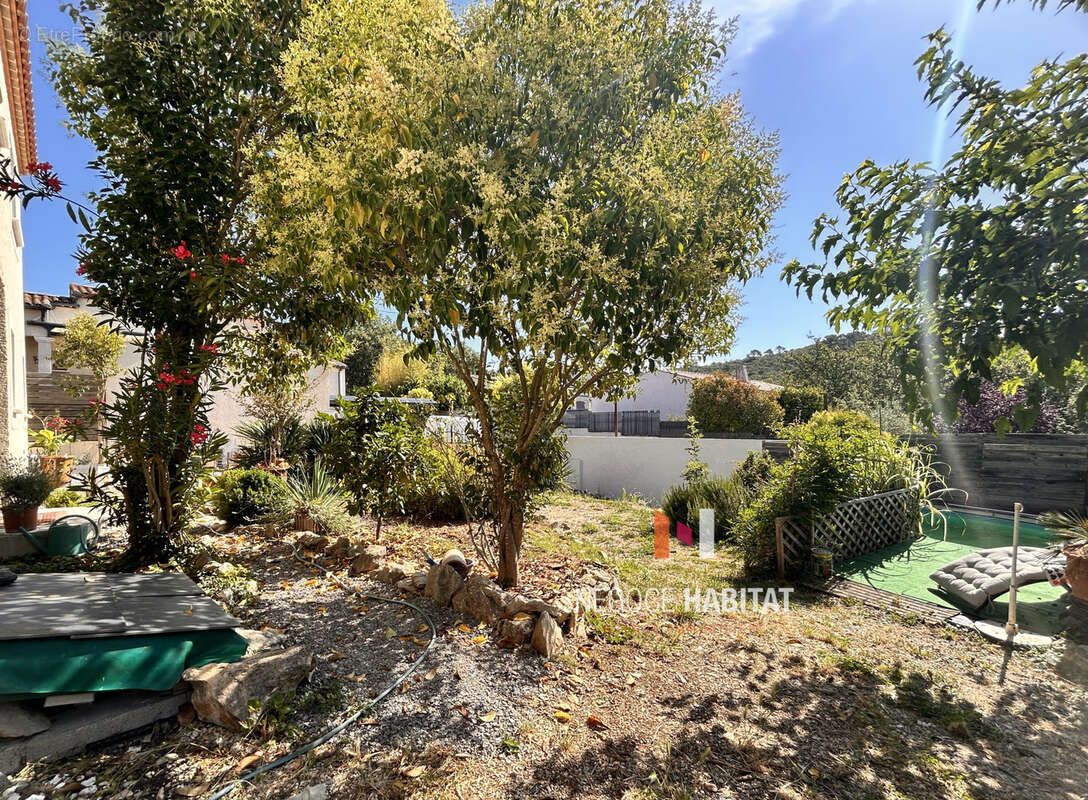 Maison à QUISSAC