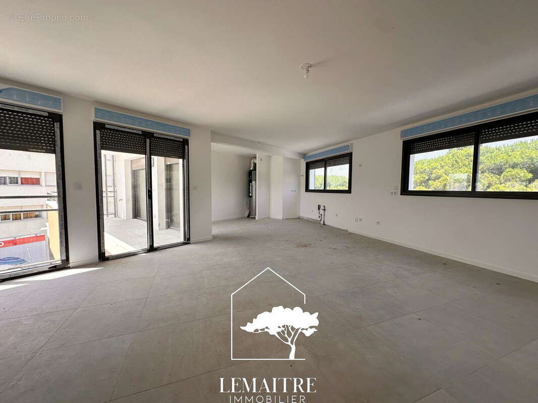 Appartement à LES MATHES