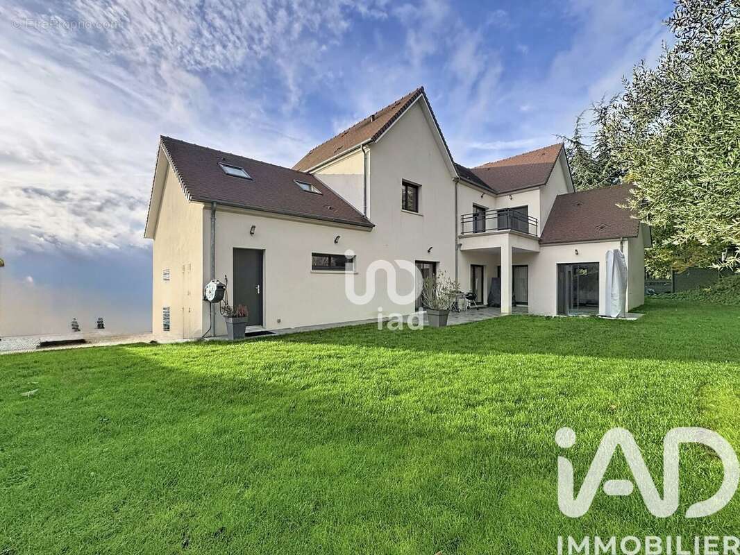 Photo 3 - Maison à SAINTRY-SUR-SEINE