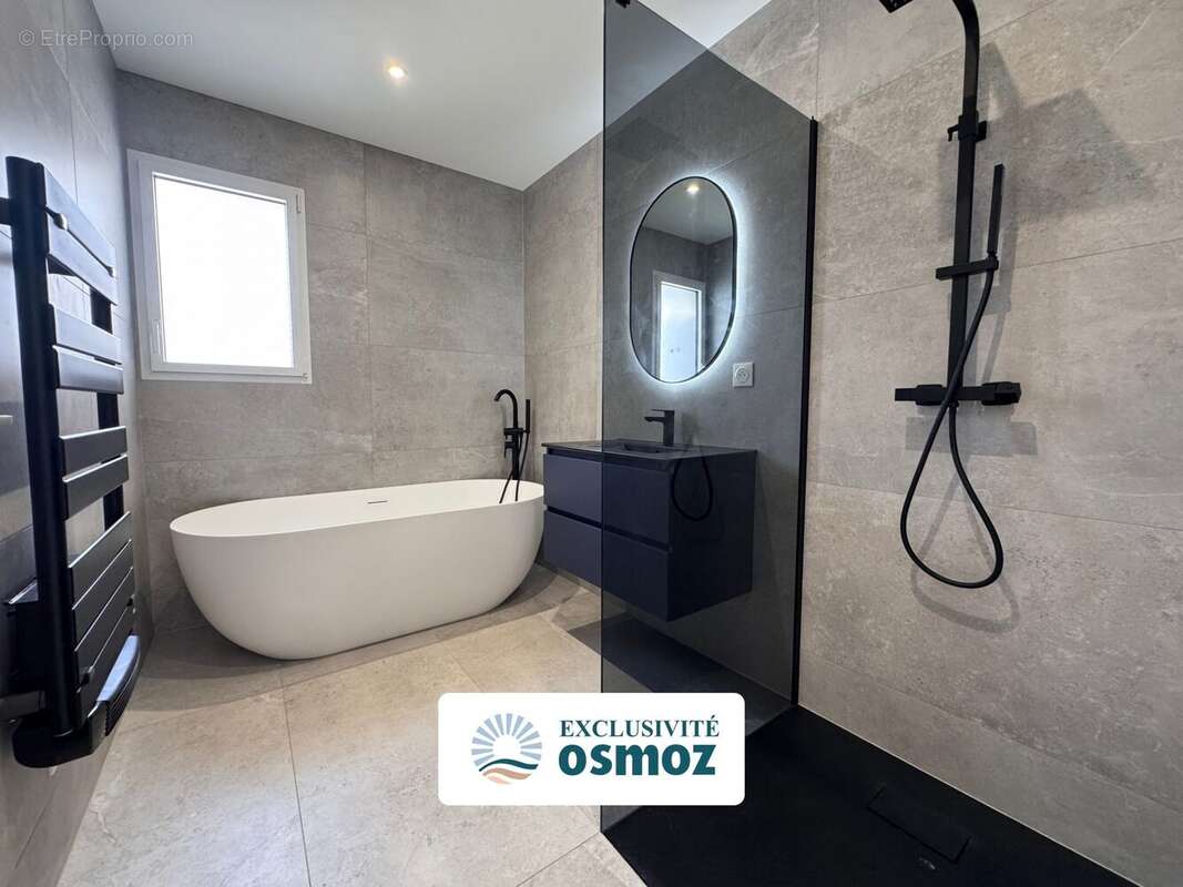 Maison à DOMPIERRE-SUR-MER