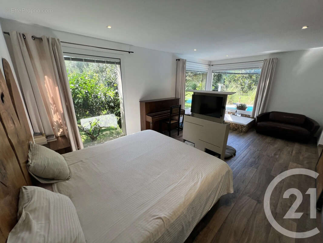 Maison 212 m² à Lucciana  - photo 14