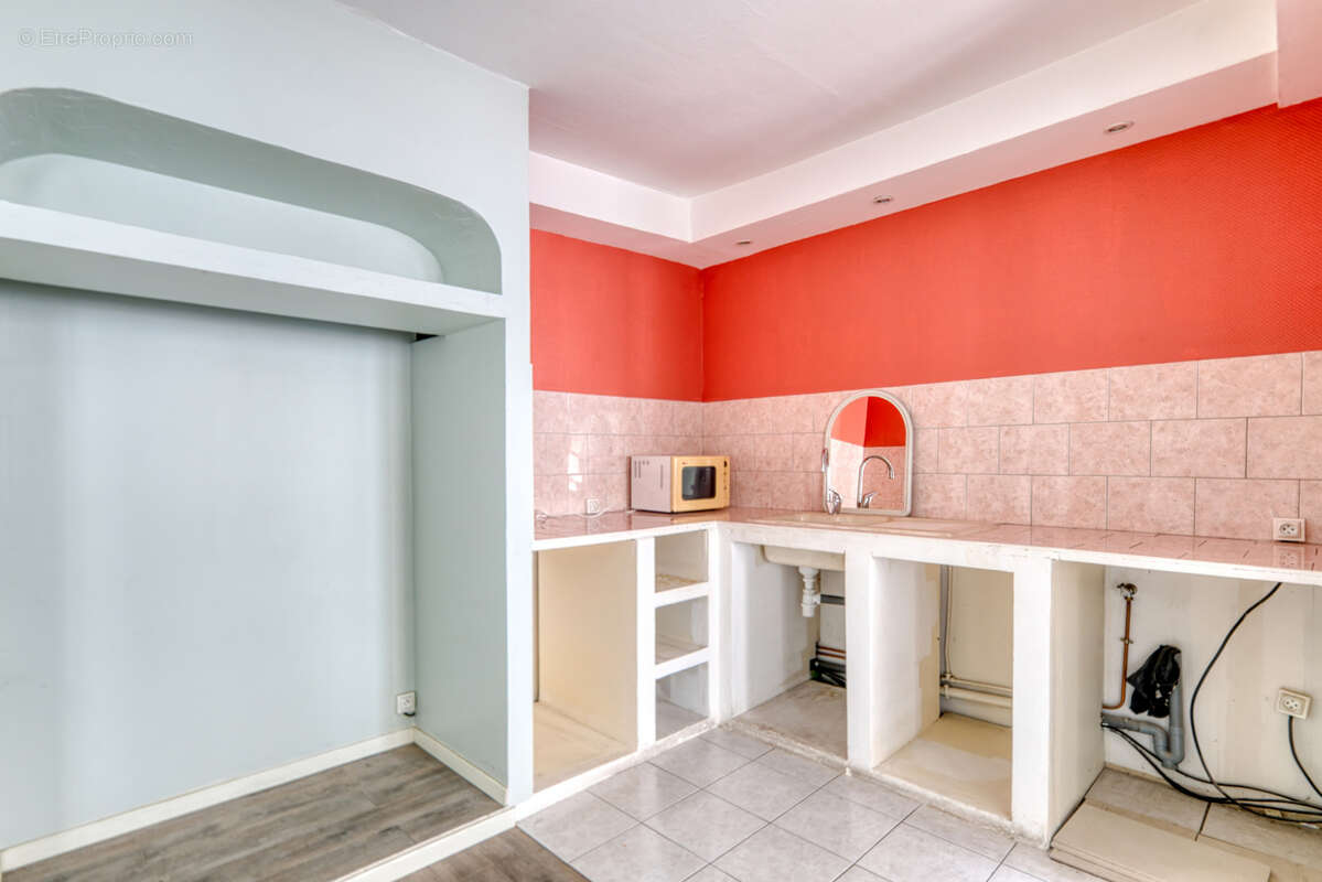 Commerce à PONT-DE-CHERUY