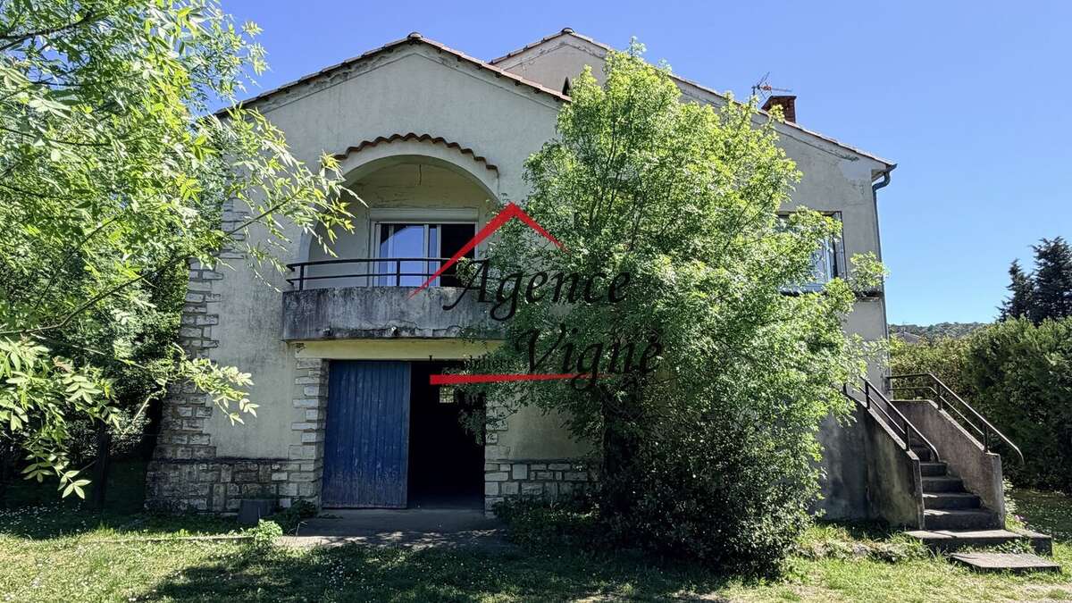 Maison à SAINT-JULIEN-LES-ROSIERS