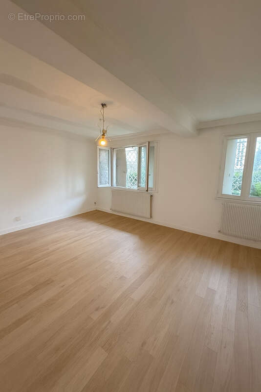 Appartement à LYON-8E