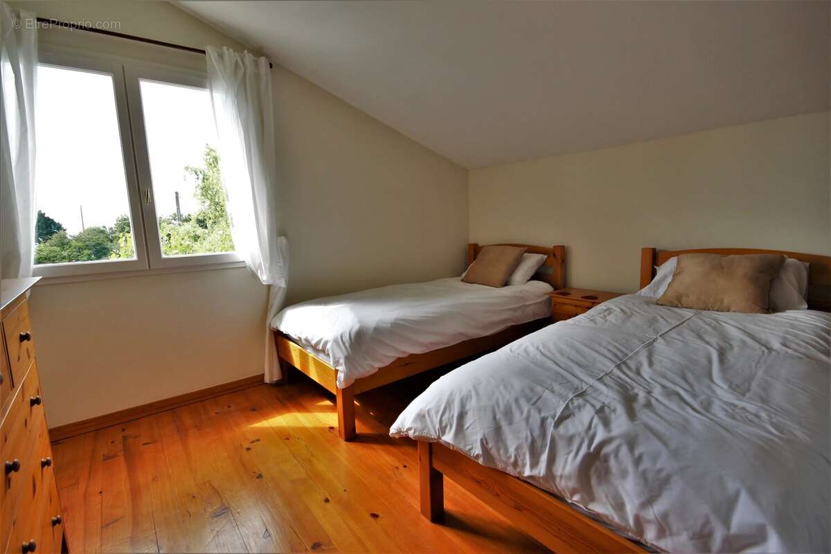 Propriété en pierres, 6 Chambres et piscine - photo 16