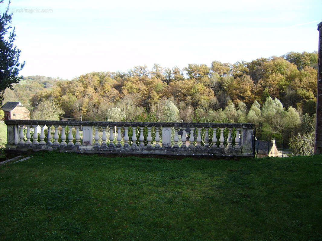 Maison à SAINT-CYPRIEN-SUR-DOURDOU