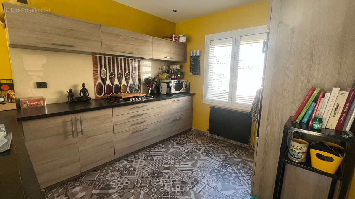 Maison à LES ROCHES-DE-CONDRIEU