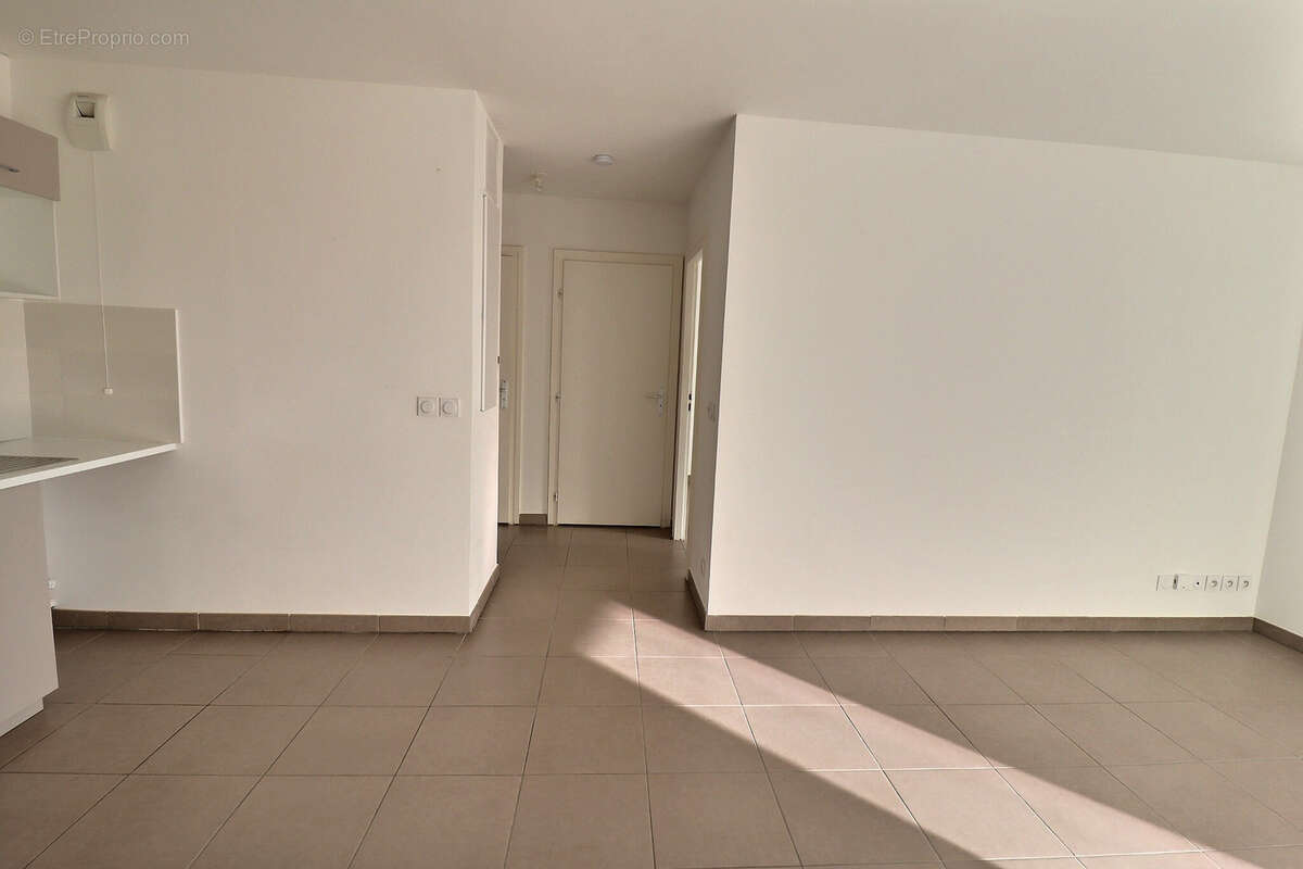 Appartement à CAVEIRAC
