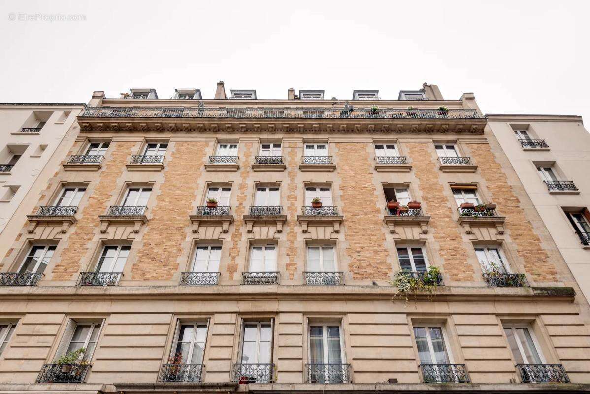Appartement à PARIS-11E