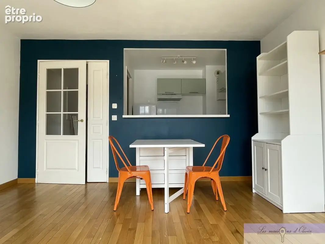 3 pieces avec balcon de 4m2 au coeur du village avec parking - photo 5