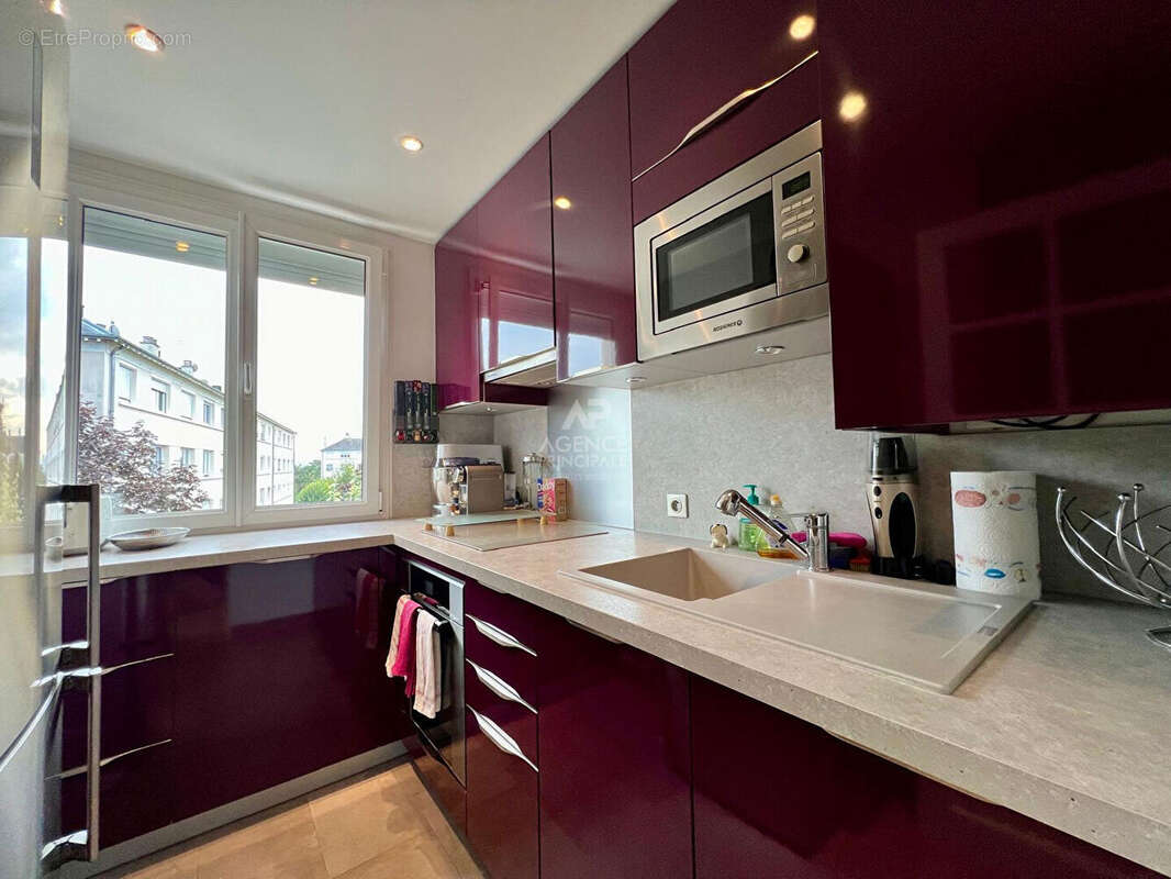 Appartement à HOUILLES